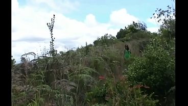 Carina 18 goes outdoors and strips to finger her pussy