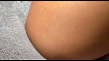 Eu e minha amiguinha fizemos uma brincadeira gostosa. Coloquei um cinto com uma rola gostosa, foi uma delícia.