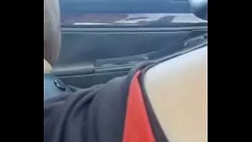 Gran polla en el auto