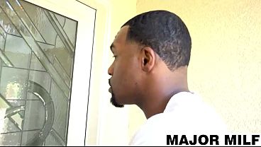 Makayla Cox Drains Rome Major Hard In Raw Interracial MILF Fuck!