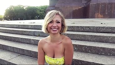 Public (Risky): Sex At Berlin’s Most Famous Landmark (almost caught)