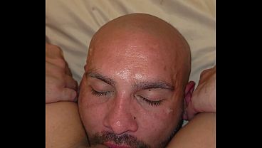Slut spitting on guy while he is licking her pussy – foot licking – spit fetish – feet – female pov – spit covered – Pinay