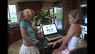 Teen Topanga with Little Summer Lesbian Play