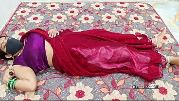 Chubby Indian Desi MILF Bhabhi in Maroon Saree Gets Ass Fucked Hard in Doggystyle with Loud Moaning.