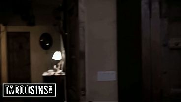 Gardener Sneaks Into Blind Babe Room And Seduce Her Into Sex
