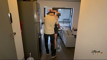 Hotwife Brazileira fode com vizinho personal na varanda do condominio – Casada safada trai o marido corno manso com personal pauzudo e se exibe dando para o macho na varanda do condominio