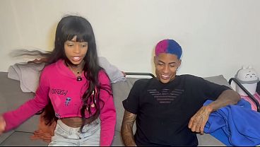 Novinho saiu cheio de tesãoMadrasta tomando banho meio irmao fazendo as festa do sexo