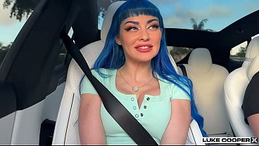 Perfect Sexy Curvy Jewelz Blu Pulls Over To Fuck In Car – Luke Cooper