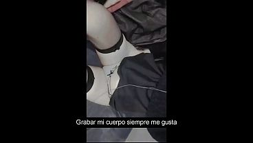 Sesion De Sexting Larga Subtitulada Goth Girl Delgada Muestra Ropa Interior Y Termina Con Orgasmo