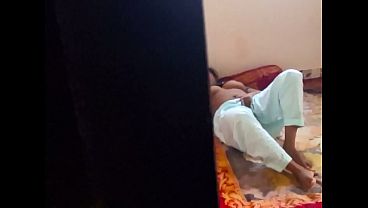 Deshi Bhabi Masturbation while no one at home