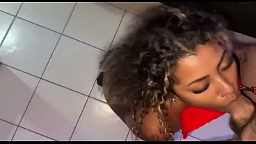 Realizei o fetiche da minha esposa em comemoração ao nosso aniversário